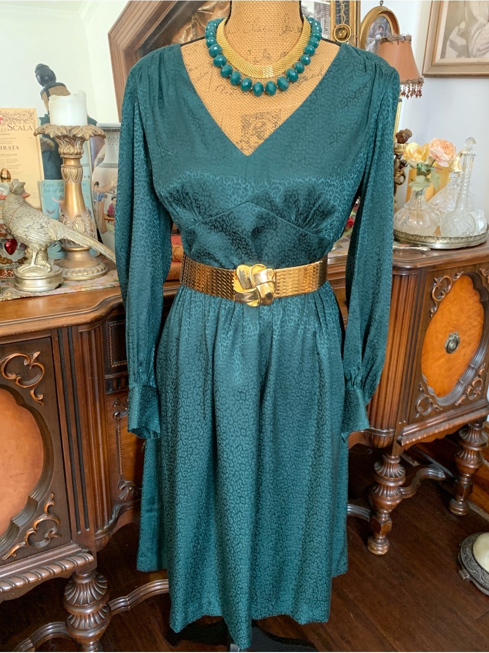 Vintage Forest Green Satiny 40’s-inspo Holiday Christmas Party Celebration Dress